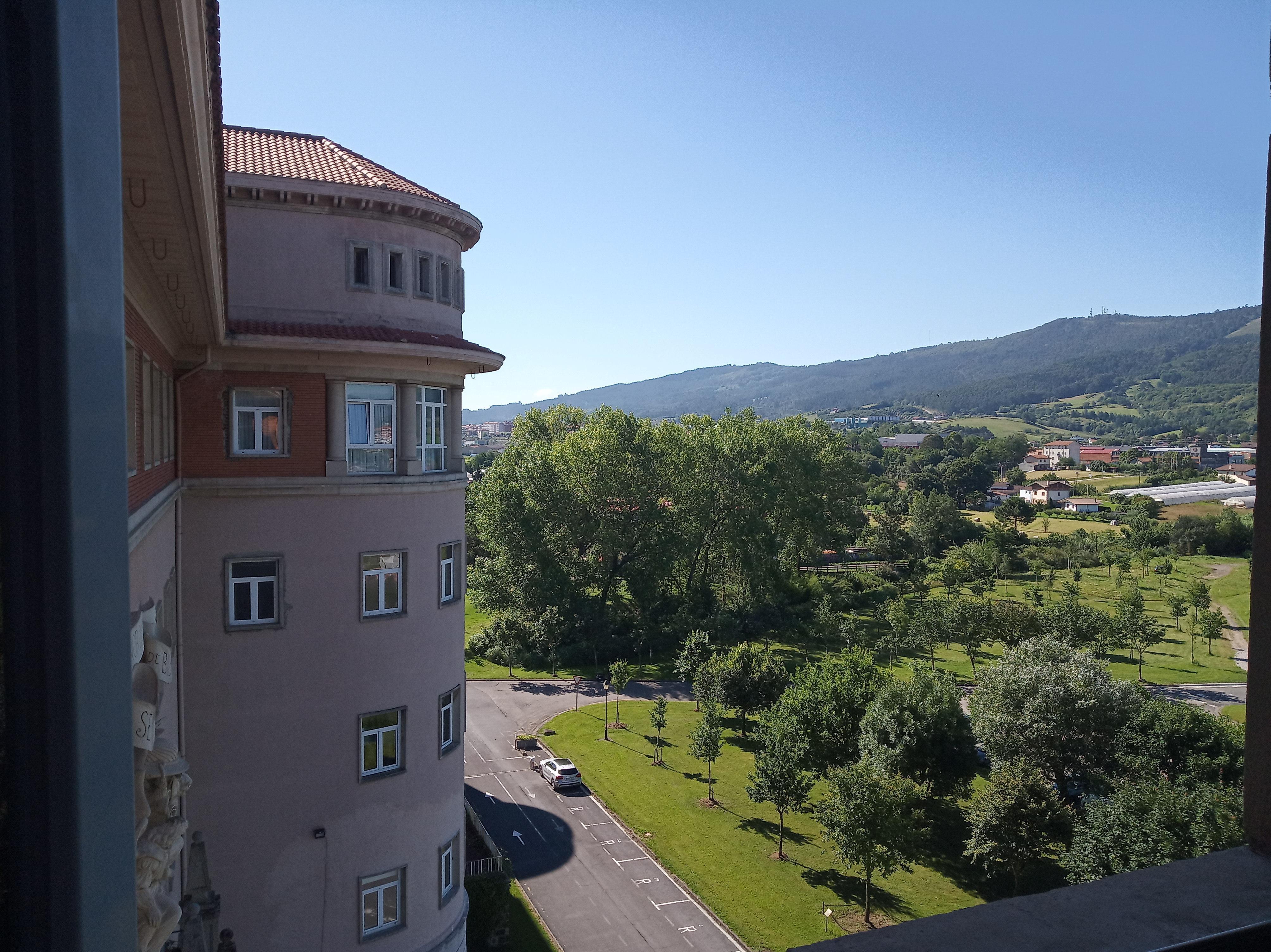 Hotel Seminario Aeropuerto Bilbao Derio Exterior foto